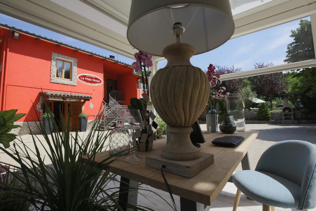 La Mela Rossa Villa Terni Exterior foto